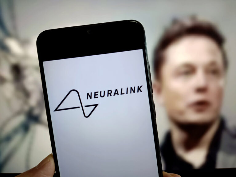 Elon Musk’s Neuralink implants brain technology in human patient for the first time