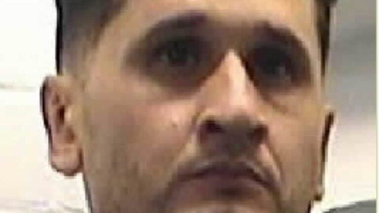 A Paraguayan drug smuggler who Googled “what to bring to London in my suitcase” before being arrested trying to smuggle a kilo of cocaine into the UK has been jailed for more than five years.