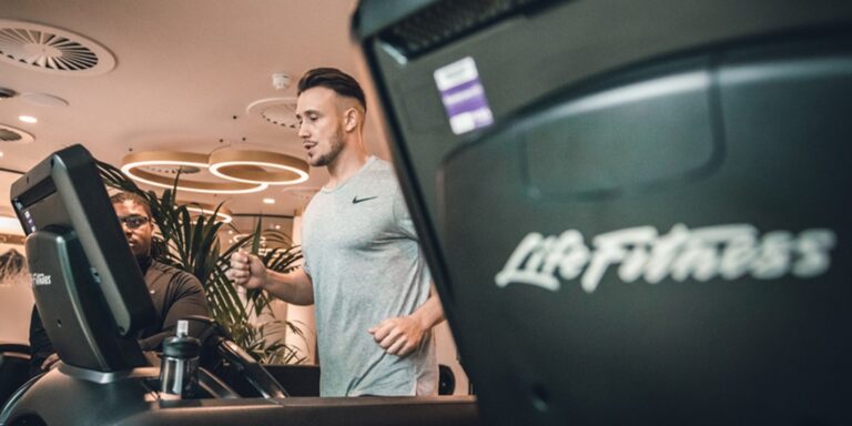 Survive hospitality and wellbeing trends with Life Fitness