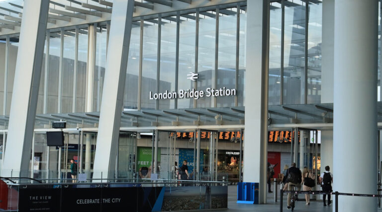 London Overground trains will stop at London Bridge on Easter Sunday