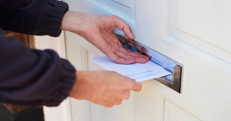 ‘Brilliant’ £5 gadget stops wind from blowing through your letterbox as cold weather sets in