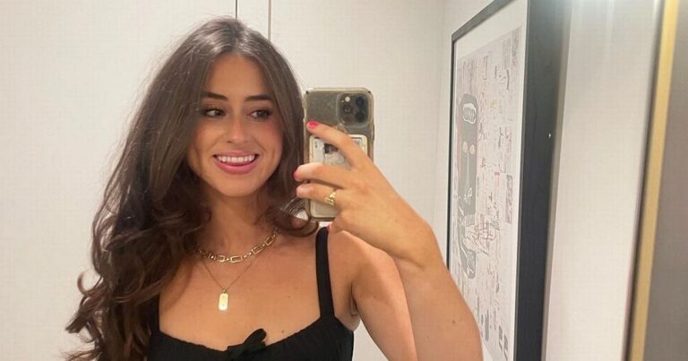 Fitness beauty reveals 12-month weight loss with ‘minor changes’