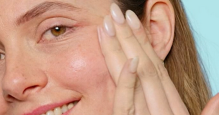 Beauty shoppers ‘can’t live without’ £10 moisturizer that works like a ‘dream’ on ‘glassy’ skin that gets wet in a day