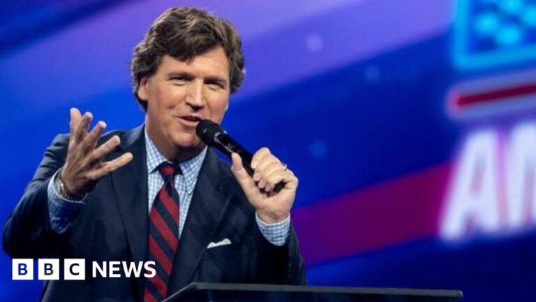 Tucker Carlson interviews Russian President Vladimir Putin
