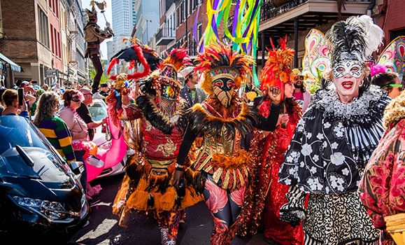 Professor Dal joins photographer to explore New Orleans carnival culture – Dal News