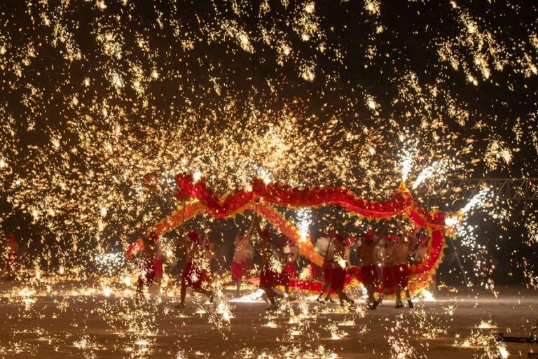 Long-themed cultural elements shine during Chinese New Year-Xinhua News Agency