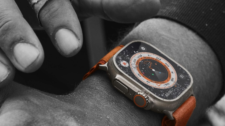 What happened that Apple Watch saved the life of an elderly man hit by a car?