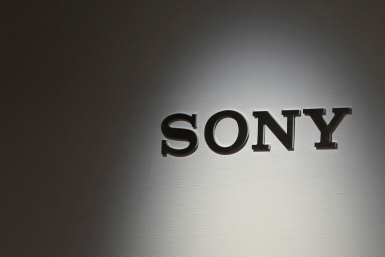 Sony cuts 900 jobs from PlayStation division due to cutting-edge technology