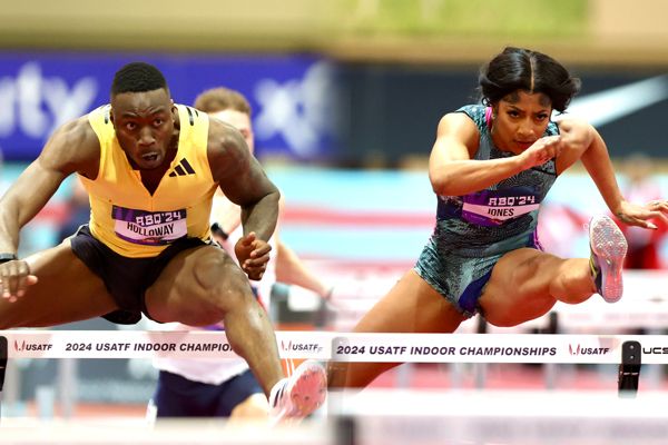 Flash: Holloway and Jones set 60 meter hurdles world record in Albuquerque | Report