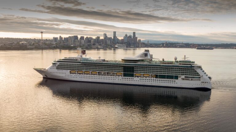 What is a world cruise?Here’s the difference between a multi-month voyage