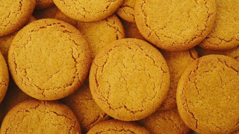 I really enjoy the biscuits!Brits are the world’s biggest big eaters