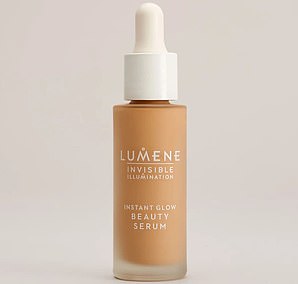 Makeup and skincare in one – under $39! This “magic in a bottle” serum leaves skin soft and glowing while providing lightweight coverage. “You can feel refreshed just by putting this on.”