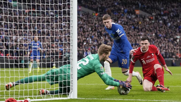Gary Neville praises Liverpool goalkeeper Caoihin Kelleher for his ‘world class’ save to deny Chelsea’s Cole Palmer in the Carabao Cup final