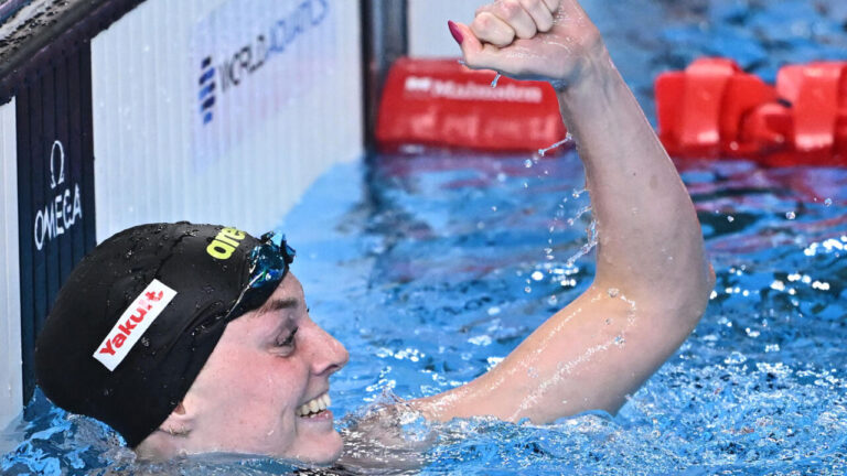 Netherlands wins two gold medals as China trails away in world medal race