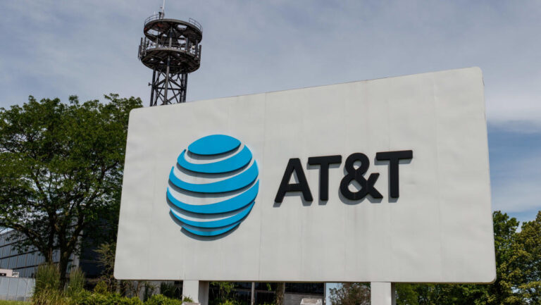 AT&T Suspension, Royal Caribbean, Planet Fitness: Key Stocks
