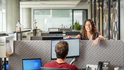 Which tech companies are hiring amid mass layoffs, and how to get paid well