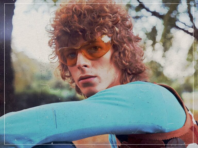 Who sold the world with David Bowie’s songs?