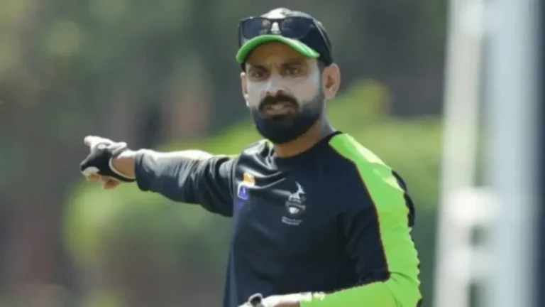 Babar Azam and Mickey Arthur are to blame for Pakistan cricketers’ poor fitness levels
