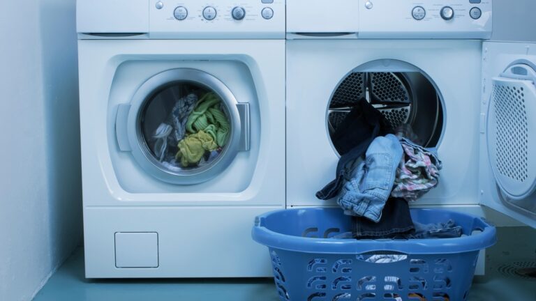 The £1.25 B&M gadget homeowners must buy if they want to dry clothes quickly without paying a hefty bill.