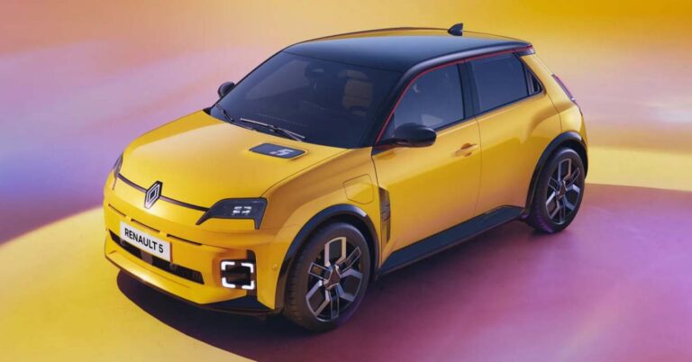 Renault brings back beloved supermini as all-electric 5 E-Tech