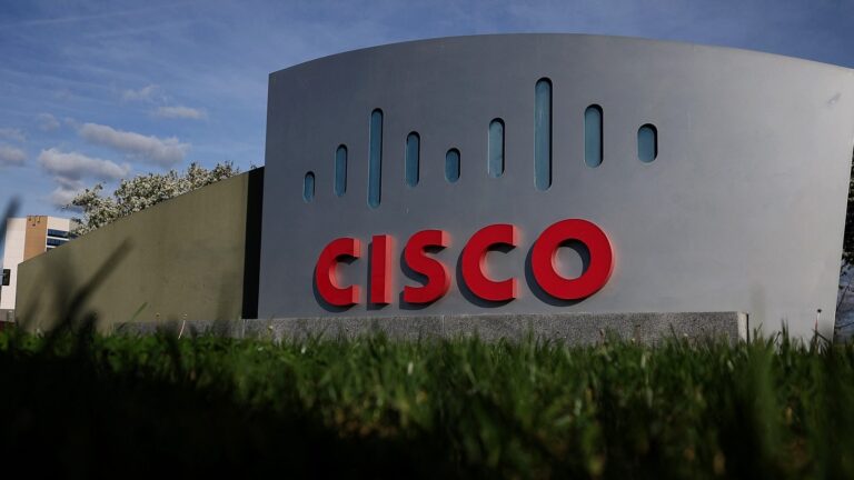 Cisco to lay off more than 4,000 employees.141 US tech companies cut 34,000 jobs