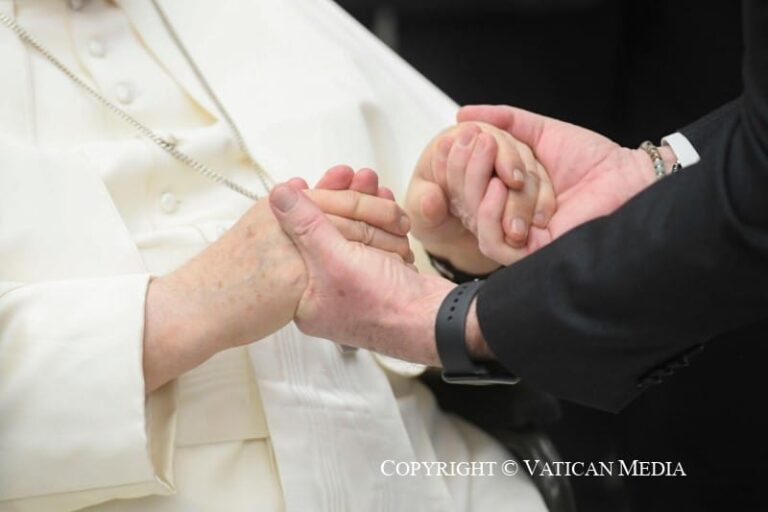 Pope praises manual labor – Exaudi