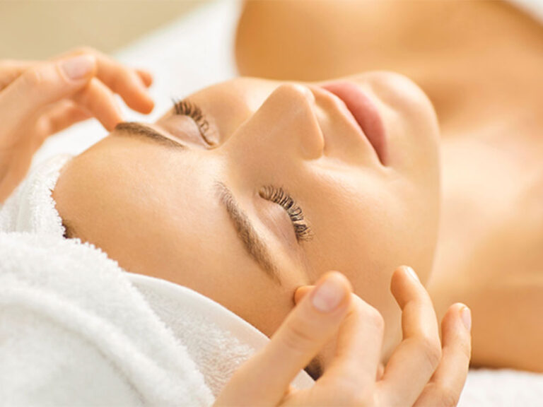 Unraveling azelaic acid in skin care and scalp care trends