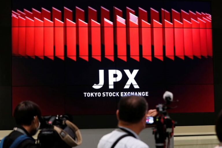 Japan’s Nikkei Stock Average exceeds $40,000 due to high-tech strength and positive data