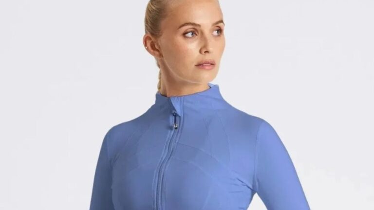 Dan’s Store launches new sportswear line.Fitness fan finds fake Adidas for 100 euros cheaper