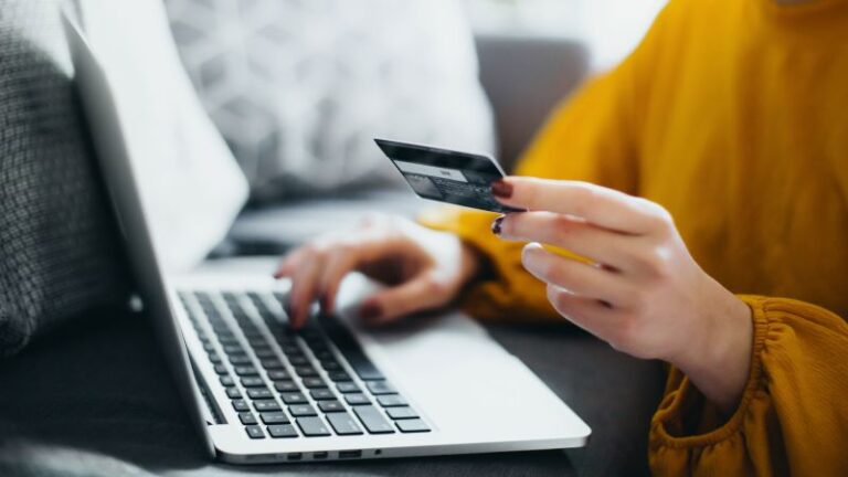 Opinion: Lowering credit card late fees is long overdue.