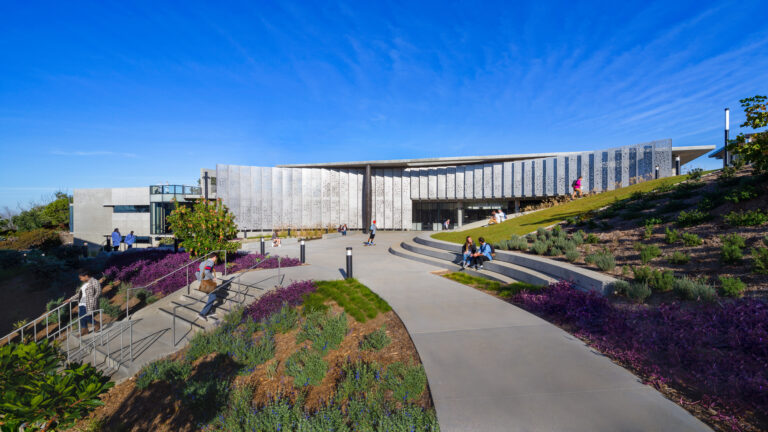 Point Loma Nazarene University Science Complex/Career Johnson + Culture