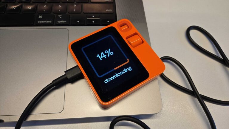 Rabbit’s first R1 software update resolves the biggest issues with AI gadgets