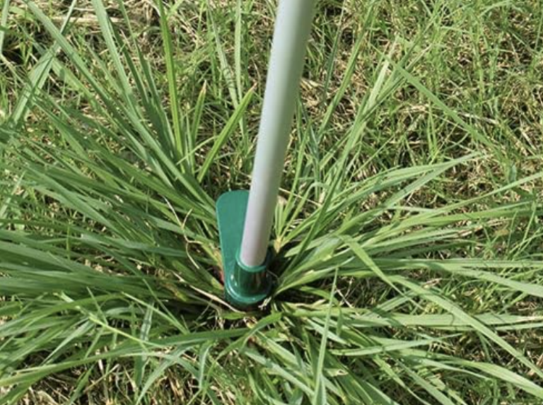 This lightweight gadget helps you tend to your lawn without bending over