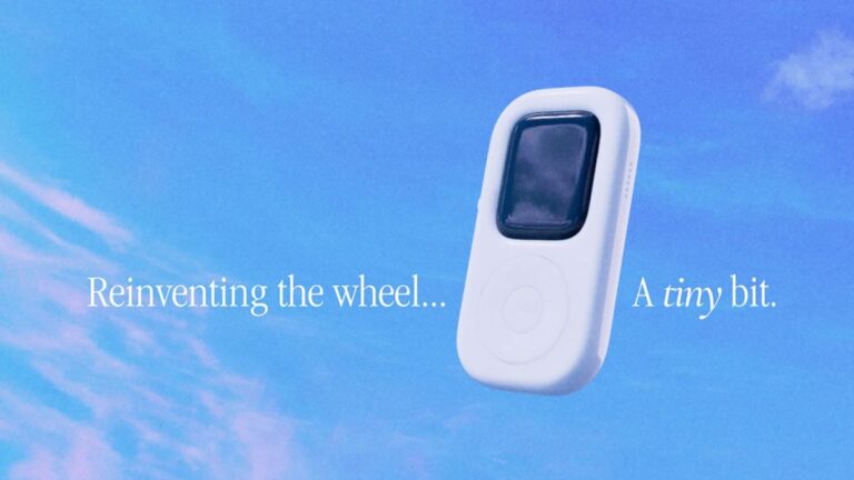 TinyPod turns your Apple Watch into a hybrid iPod/iPhone gadget