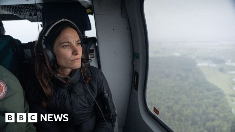 Brazil floods: aboard a rescue helicopter – BBC.com