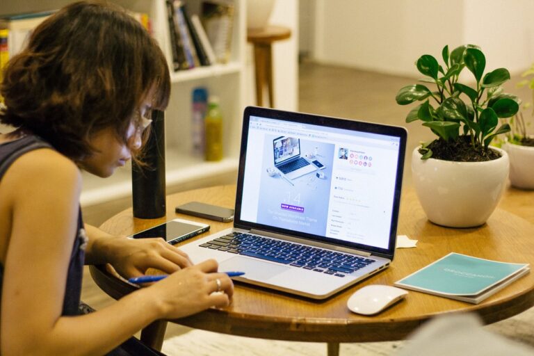 Igloo’s gadget protection protects the freelancer and gig worker sector