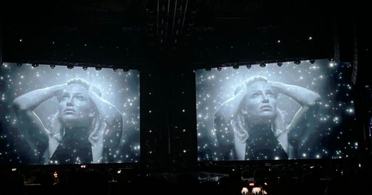 Girls Aloud cancel Birmingham Resorts World Arena show to pay emotional tribute to Sarah Harding