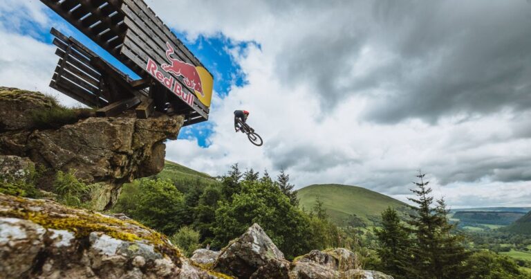 Horrifying scenes as mountain biker throws himself off Welsh mountainside on world’s most terrifying route