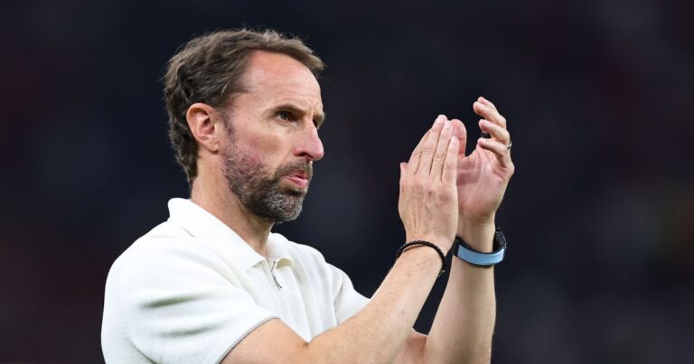 England’s last World Cup winner backs Gareth Southgate to stay on as manager