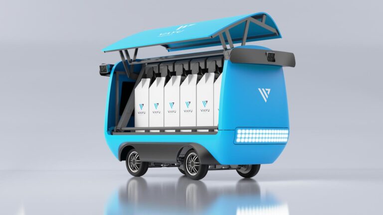 World’s first curbside delivery robot moves 100 pounds at 20 mph