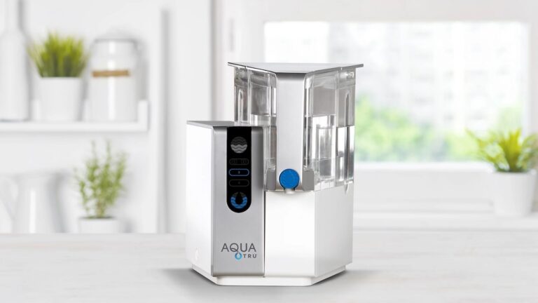 AquaTru Classic Water Filter by AquaTru from Gadget Flow