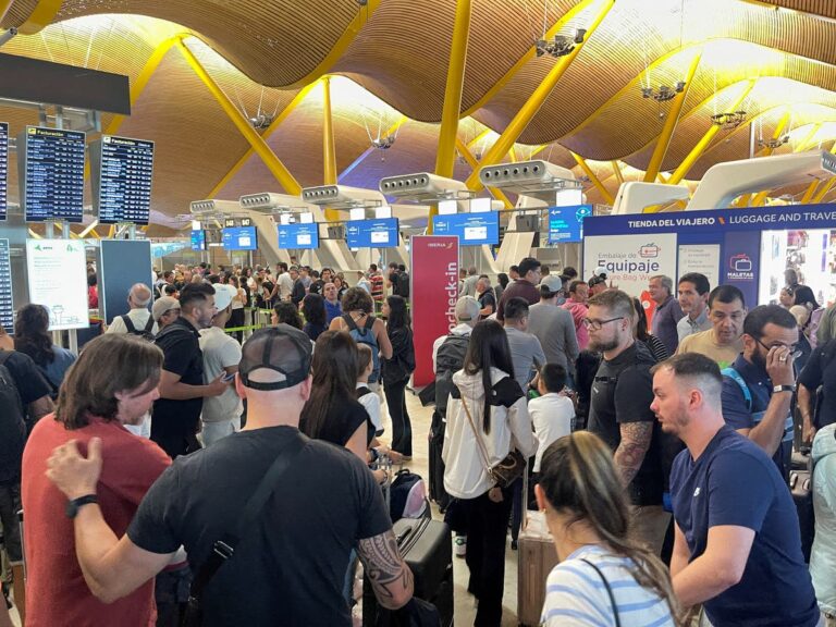 Microsoft IT outage goes live today: Crowdstrike blamed for “bringing down” Windows amid chaos for flights, banks, hospitals