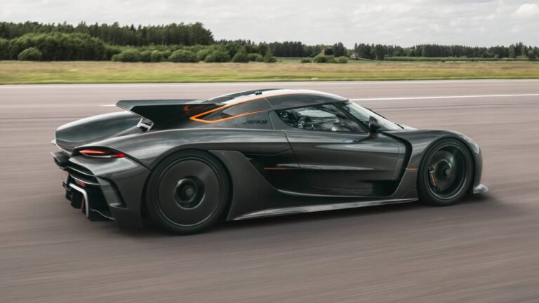 Koenigsegg breaks 0-400-0km/h world record – Top Gear