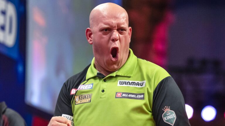 World Matchplay: Michael van Gerwen sets up dream final with Luke Humphries in Blackpool | Darts News